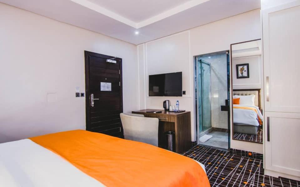 Bon Hotel Lekki Residence Lagos Bagian luar foto