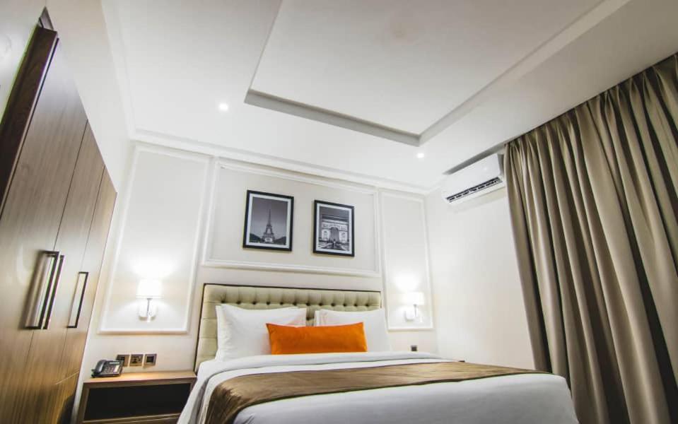 Bon Hotel Lekki Residence Lagos Bagian luar foto