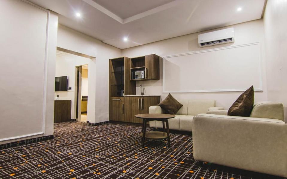 Bon Hotel Lekki Residence Lagos Bagian luar foto